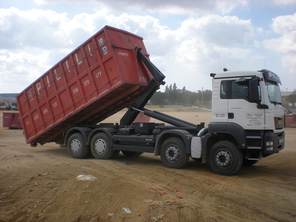 Instalaciones de Contenedores Pilili en Moguer (Huelva)
